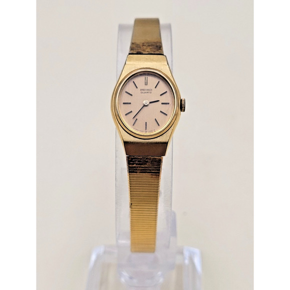 Seiko Quartz 1400-8209 Women\'s Wristwatch Band Gold Base Metal Tone Finish main image 8